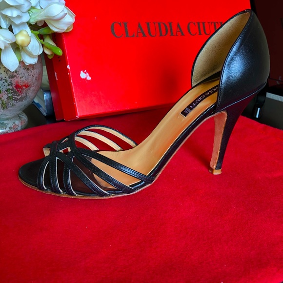 Gently used Claudia Ciuti 7.5 peeptoe heels - Picture 7 of 12